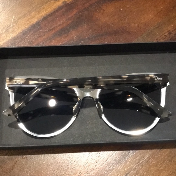 Dior limited edition superbe glasses - Picture 6 of 10